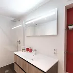 Appartement Chic Avec Sauna Et Parking Au Centre De Chamonix - Fr-1-343-190